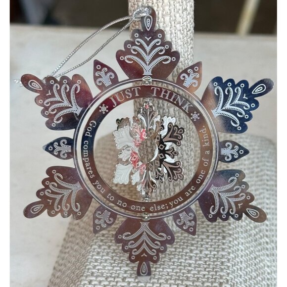 2006 DaySpring Christmas Celebration Collection Silver Snowflake Ornament 4" - Picture 2 of 12